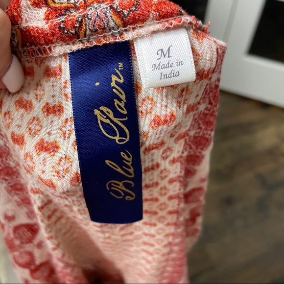 Francesca’s Blue Rain orange rust boho ruffle top size Medium - Picture 8 of 9